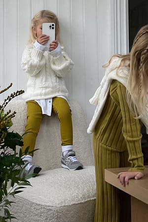 Olive Ripp-Leggings