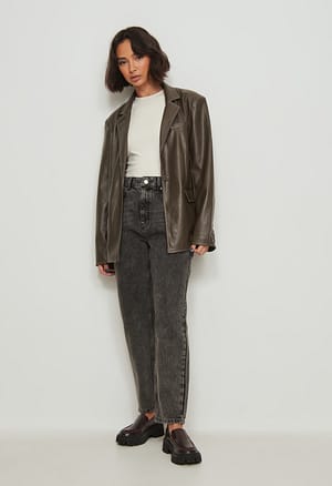 Grey Fast mom jeans