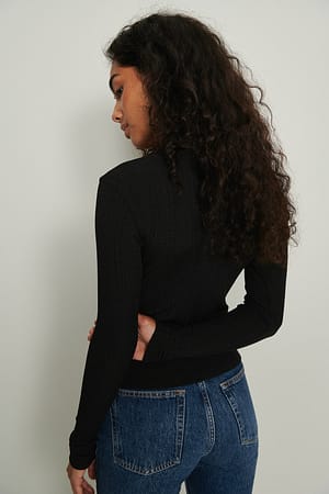 Image 2 of 4