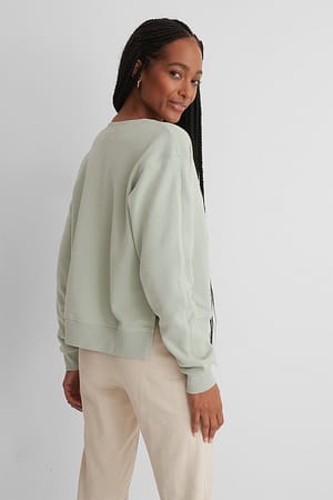Image 2 of 4