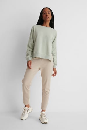 Image 3 of 4