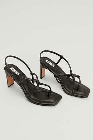 Black Absatzschuhe mit Riemchen