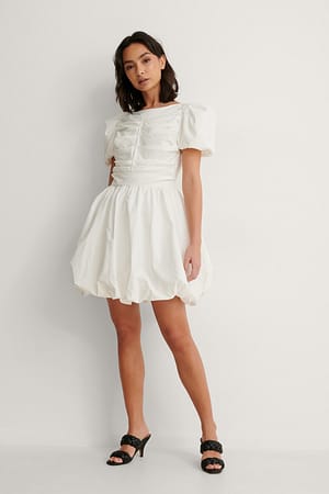 White Robe Mini À Manches Bouffantes