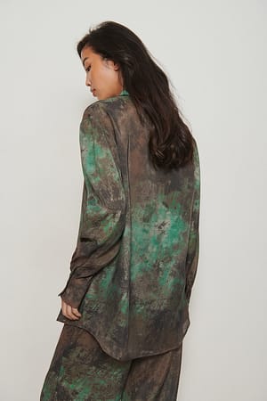 Image 2 of 4