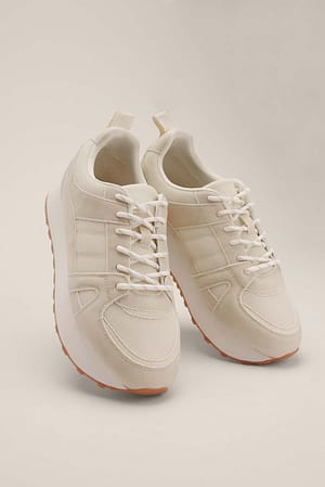 Offwhite Sneakers