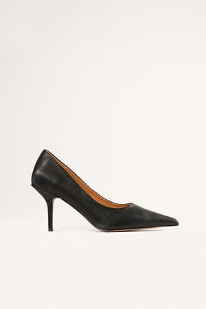 Black Squared Counter Pumps