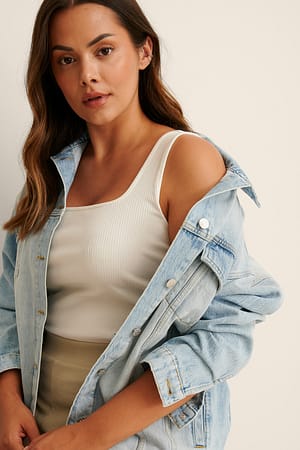 Offwhite Singlet mit eckigem Ausschnitt