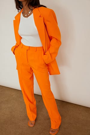Bright Orange Habitbukser i genanvendt materiale med lige ben