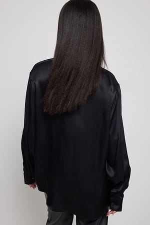 Image 2 of 6