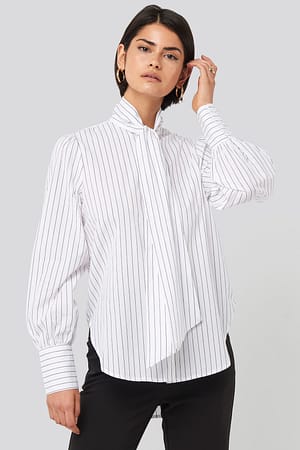 Stripe Black/White Striped Tie Knot Shirt