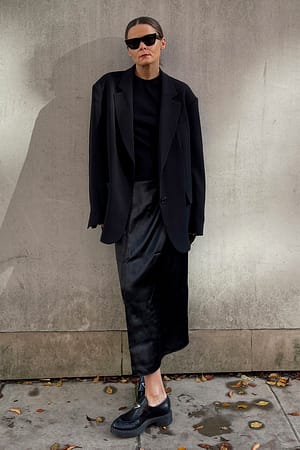 Black Jupe en satin à nouer à la taille