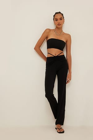 Black Hose mit Schnürung in der Taille