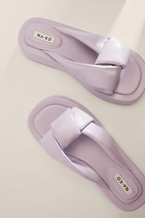 Lavender Schlüpf-Sandalen