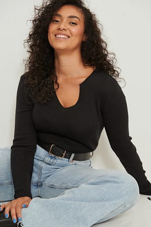 Image 4 of 4
