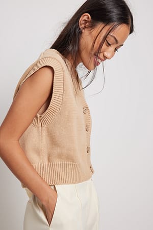 Beige Knäppt stickad väst med v-ringning