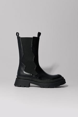 Black Wellige Stiefel