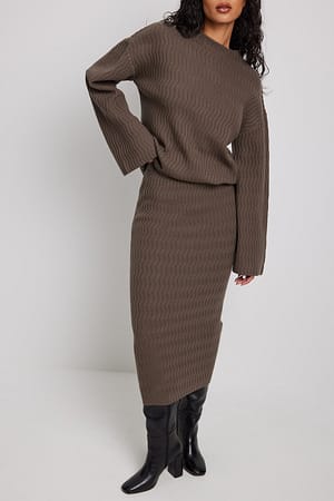 Brown Bølgestrikket asymmetrisk midinederdel