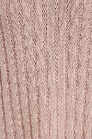 Image 5 of 5