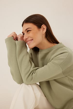 Bio-Pullover mit weiten Ärmeln