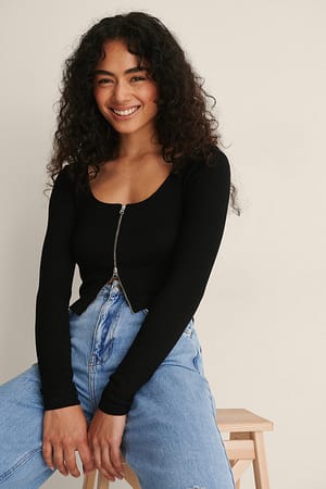 Black Ribtop met ritsdetail