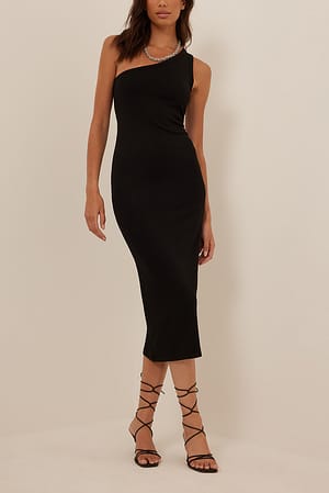 Black Robe midi épaule ouverte