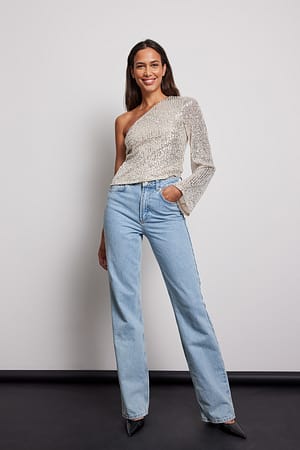 Beige Top met pailletten