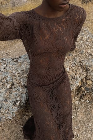 Image 4 of 7
