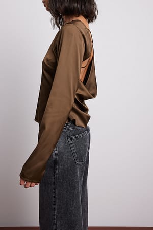 Image 4 of 4