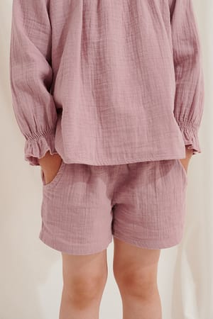 Dusty Rose Short met elastische taille van biologisch katoen