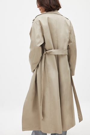 Image 2 of 6