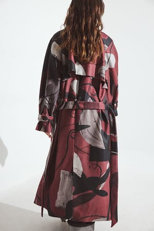 Image 2 of 6
