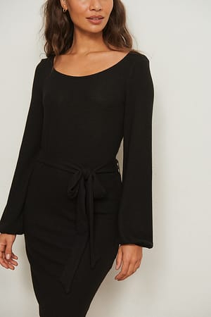 Image 4 of 4