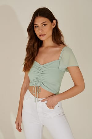 Vintage Mint Crop gerecyclede blouse met flowy mouwen