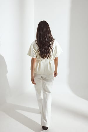 Image 2 of 6