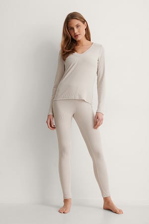 Dusty Light Beige Medias suaves acanaladas de talle alto recicladas