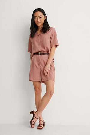 Avslappnade shorts