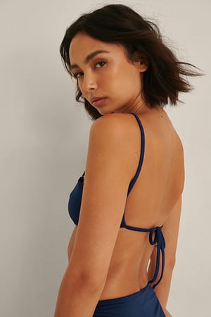 Navy Blue Bikinitop med bindebånd på ryggen