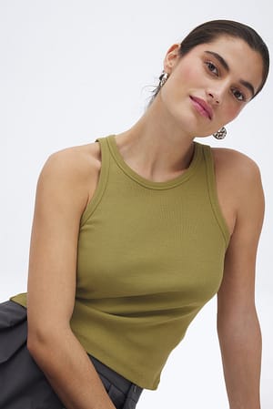 Olive Green Ribbat linne