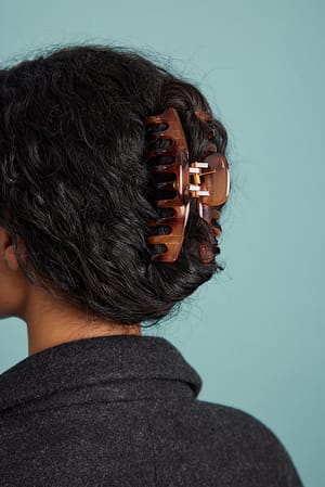 Tortois Round Big Hair Claw
