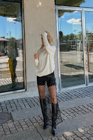 Offwhite Round Neck Knitted Sweater
