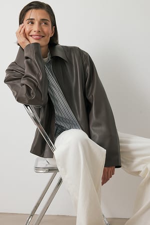 Brown kurze PU-Jacke