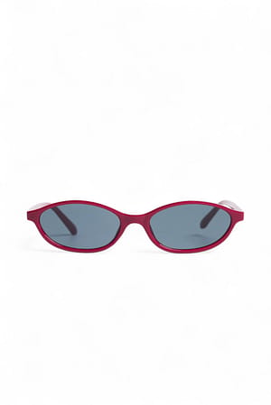 Burgundy Ovale solbriller med smal ramme