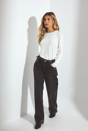 Dark Grey Jeans mit Schlitzdetail