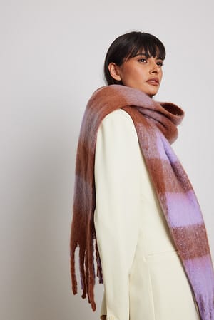 Lilac/Brown Bufanda de cuadros suave trenzada con flecos reciclada