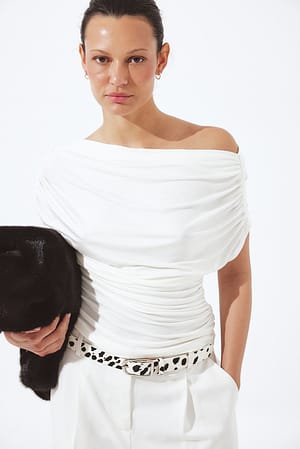 Offwhite Soft Line top med draperinger
