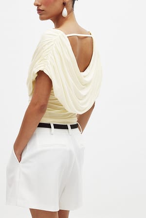 Offwhite Soft Line drapert topp