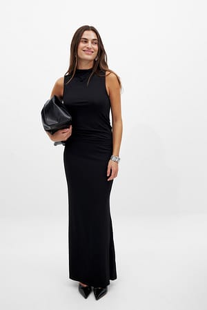 Image 2 of 6
