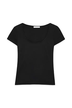 Black Topp med firkantet hals