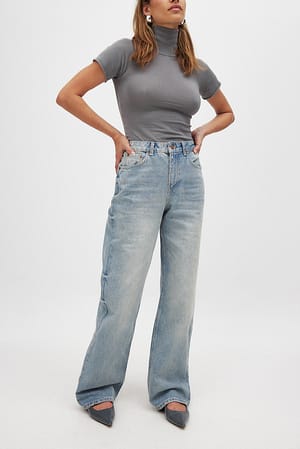 Light Blue Gerade geschnittene Jeans mit mittlerer Taille