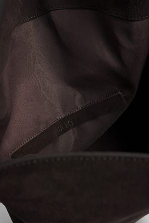 Image 4 of 6
